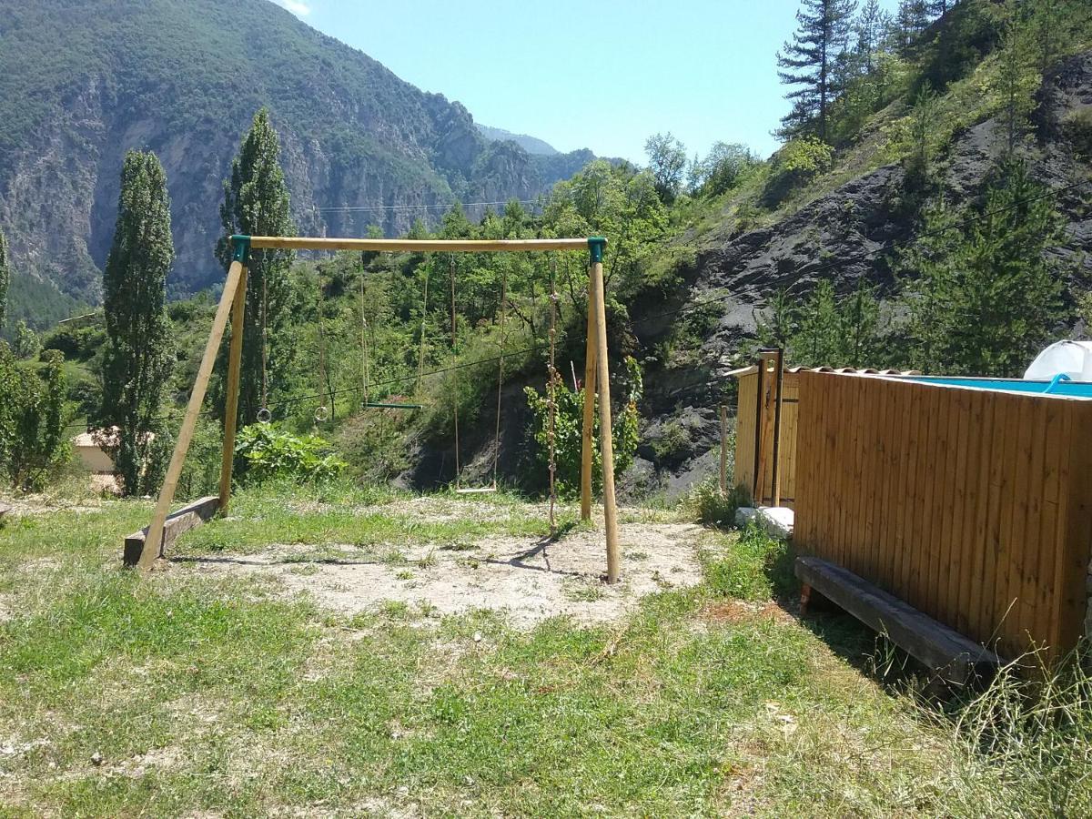 L'Arberc Bed and Breakfast Rigaud Εξωτερικό φωτογραφία
